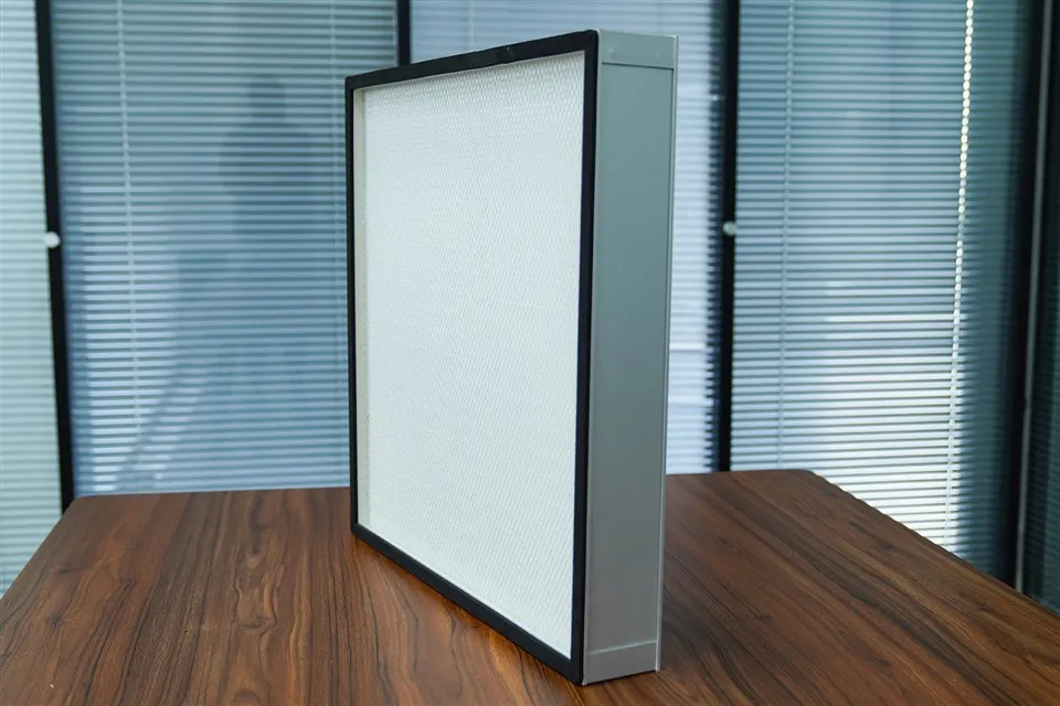 Tillverkare-direkt högeffektivt luftfilter med värmebeständigt metallnäthus H14 icke-partitionerat FFU högeffektivt filter