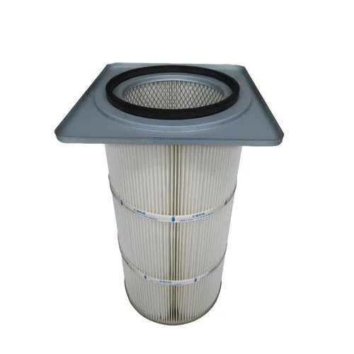 Filterpatron med en fyrkantig chuck för dammborttagning