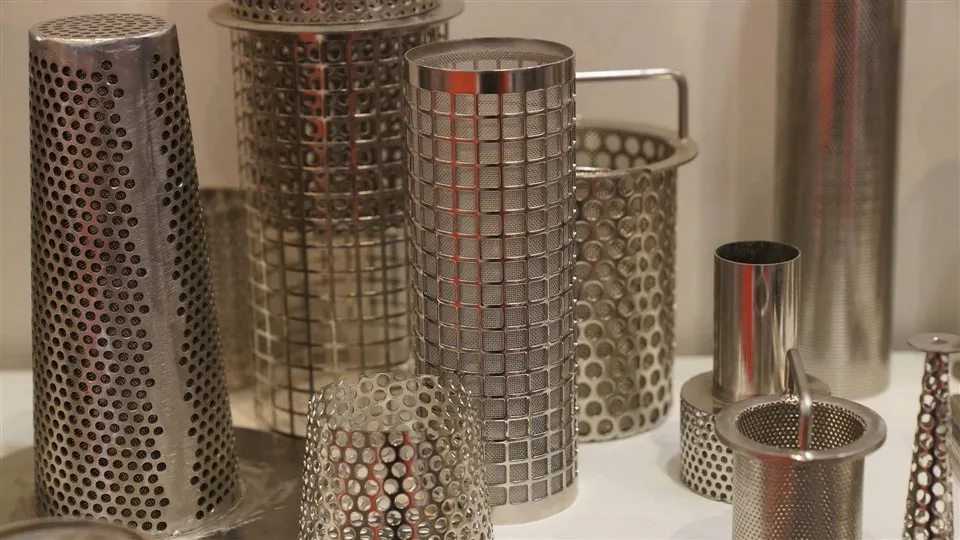 Den perforerade platta kompositnätfilterpatronen